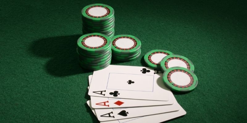 Khám Phá Poker Cards: Cách Chọn, Bảo Quản Và Nâng Cao Kỹ Năng